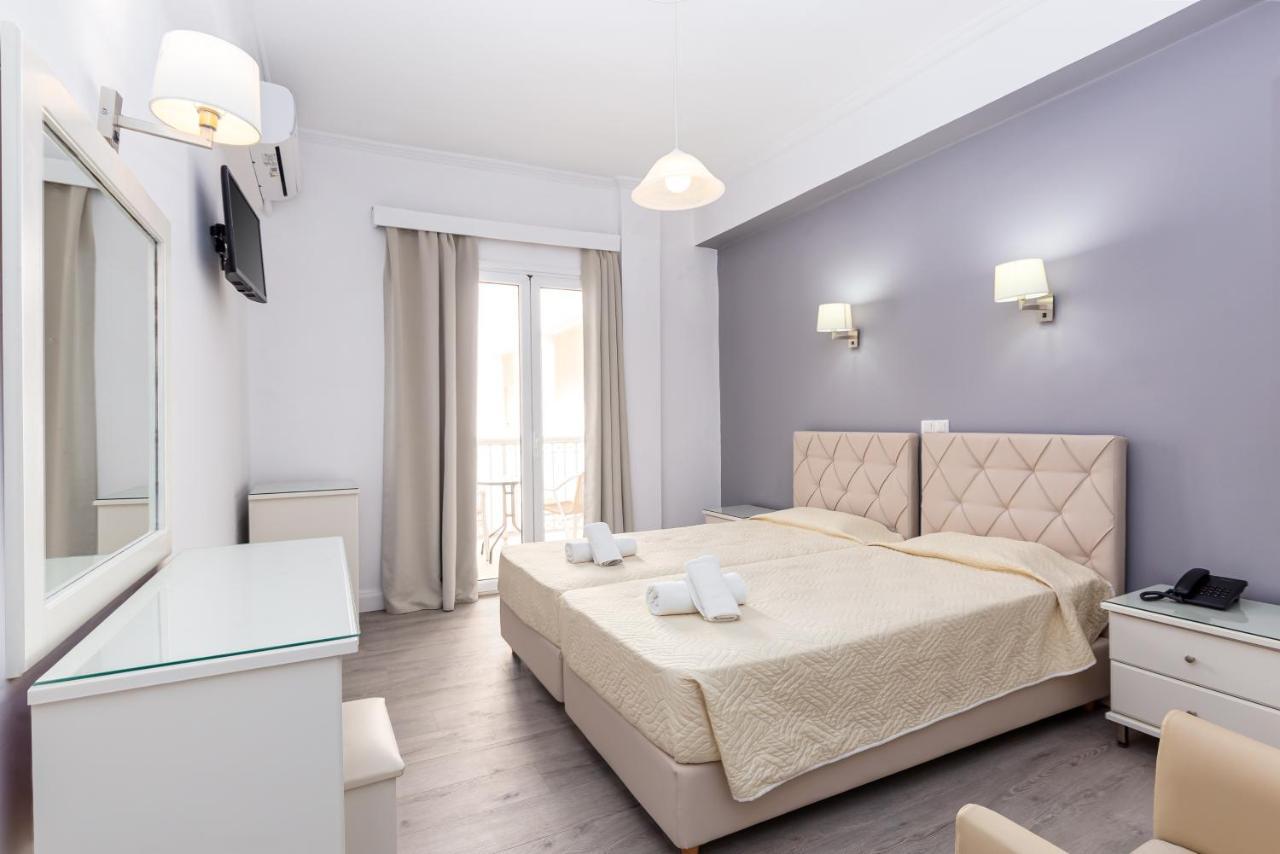 Oasis 3* Perama (Corfu)